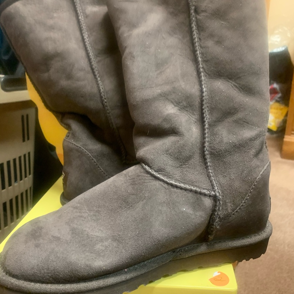 Brand new Brown tall UGG boots